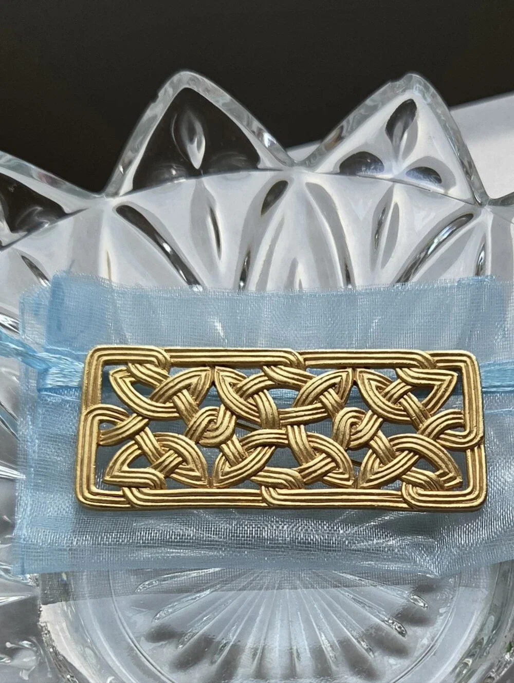 Vintage JJ 1988, Signed Gold Tone Rectangular Celtic Knot Brooch Pin